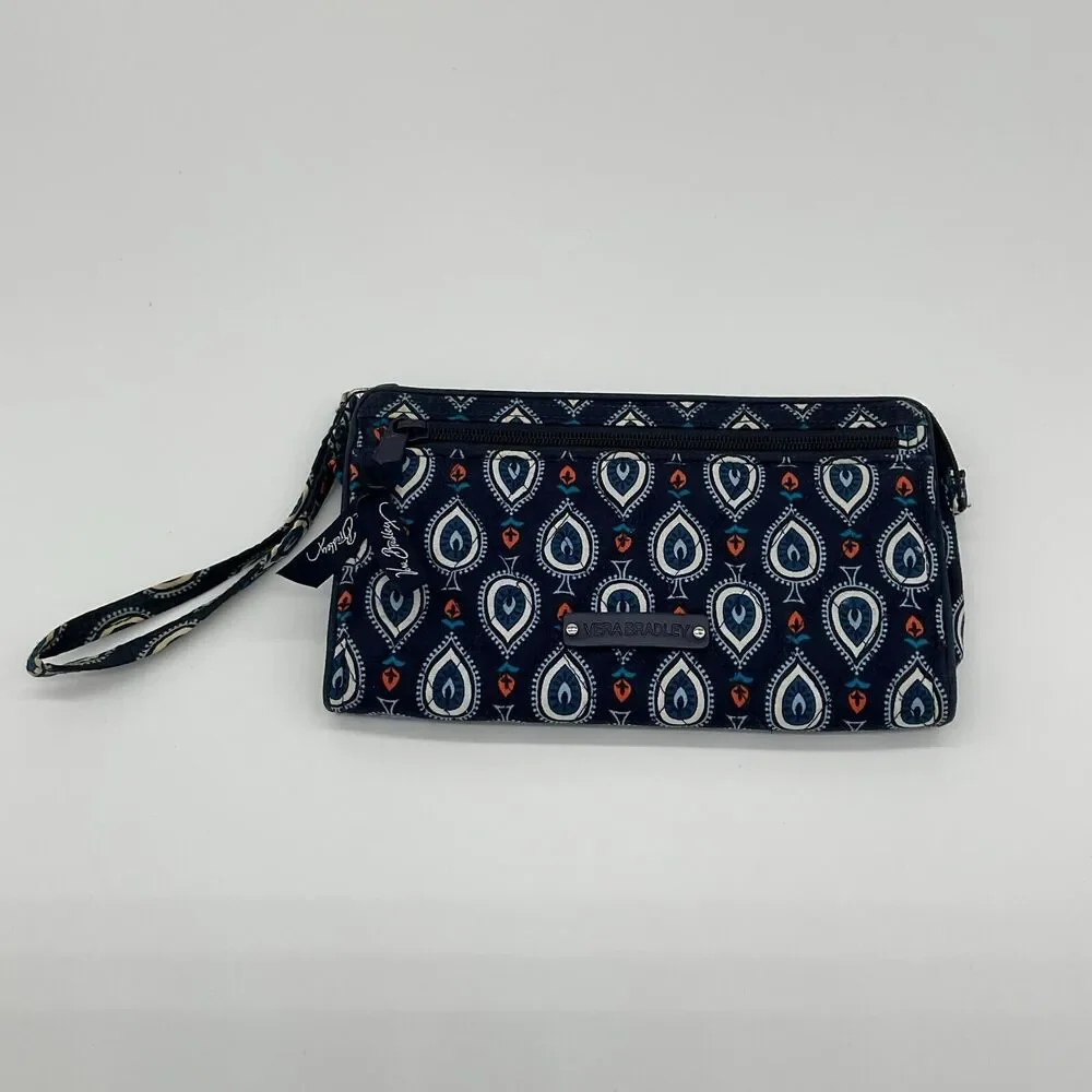 Vera Bradley Wallet Wristlet in Marrakesh Motifs Zip Around Navy Quilted‎